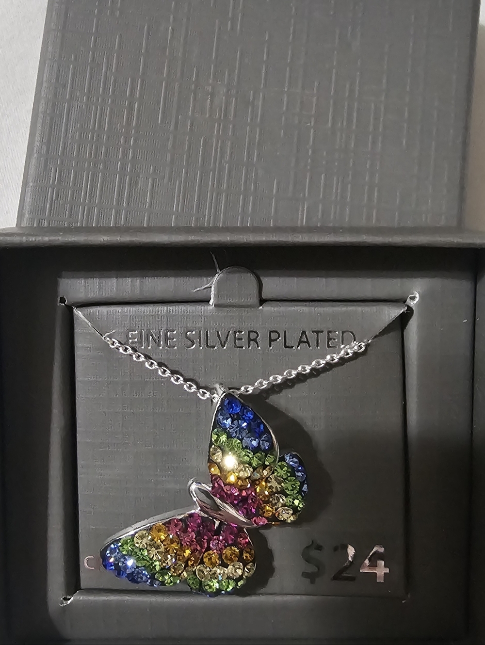 Necklace - Picture 2 of 5